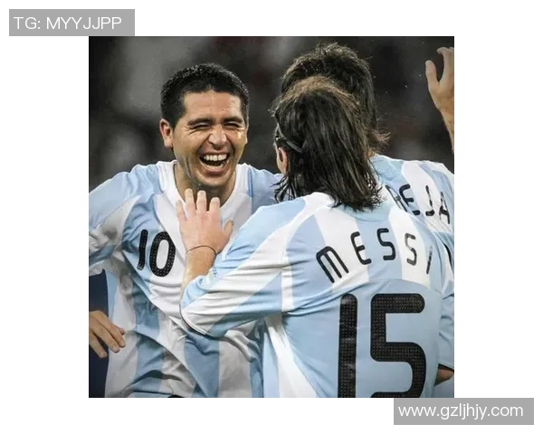 世界足球巨星同台竞技璀璨时刻共赏荣耀瞬间